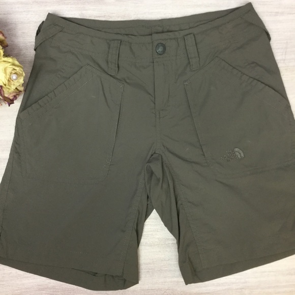 women's hiking shorts north face